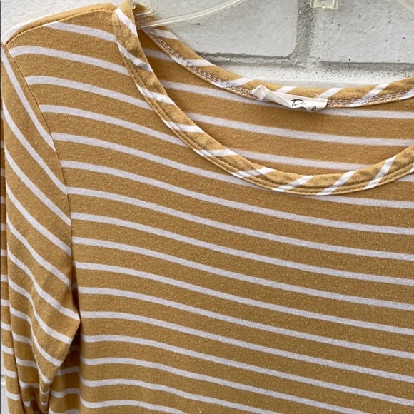 Olivia Rae Top - Picture 3 of 8